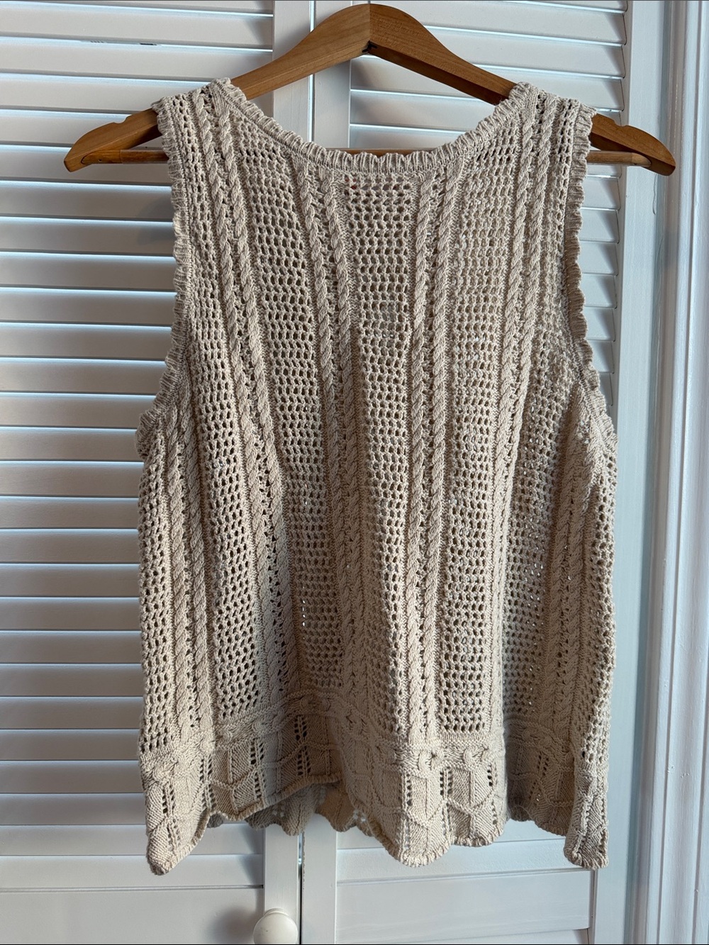 Crochet Knit Sleeveless Tank Top in Cream